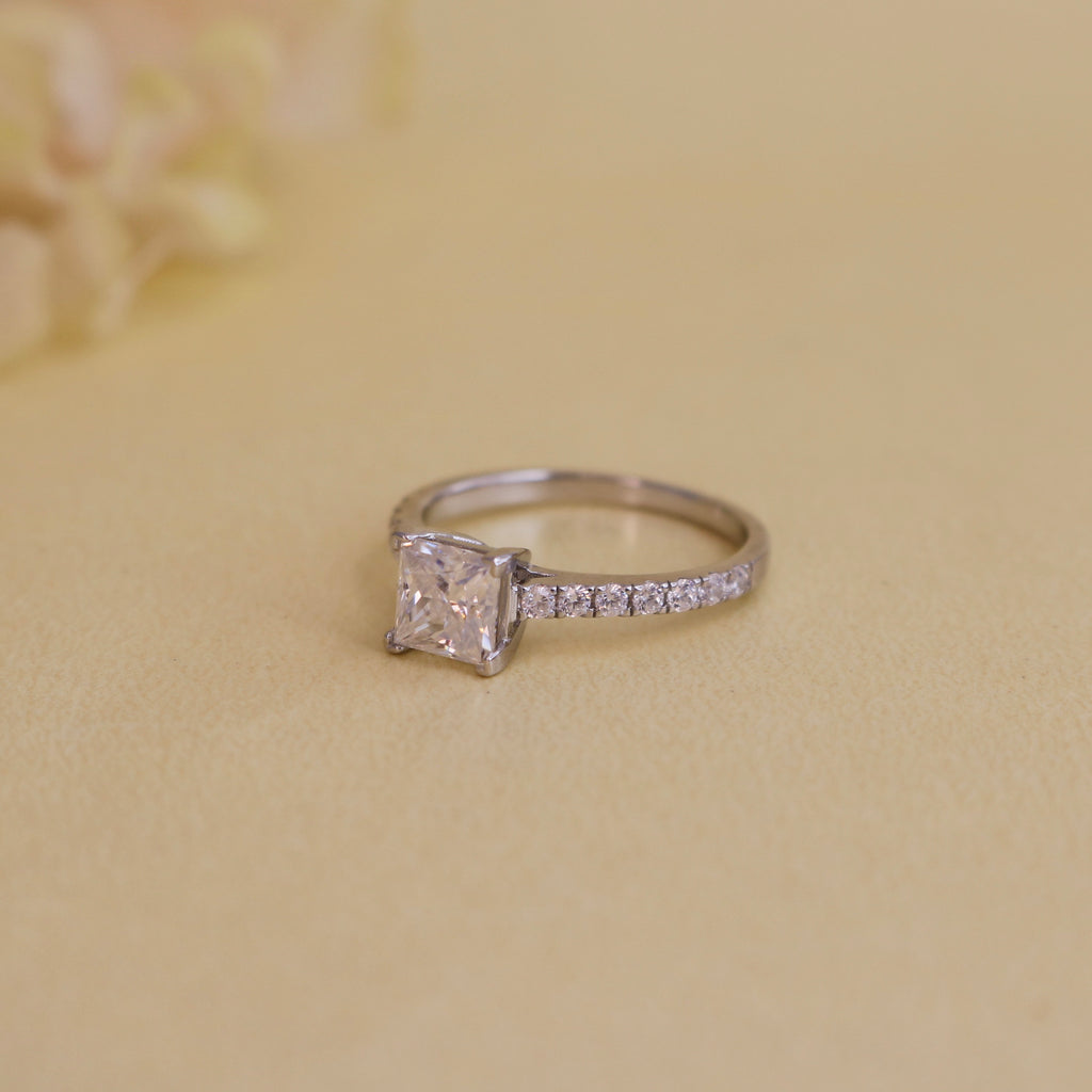 Charming princess cut moissanite engagement ring for women Cutiefy