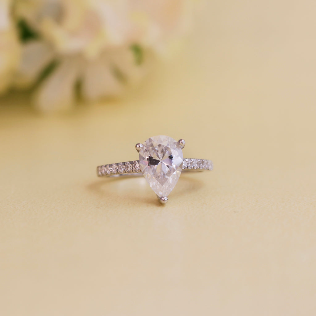Luxury Pear Moissanite Engagement Ring for women by Cutiefy