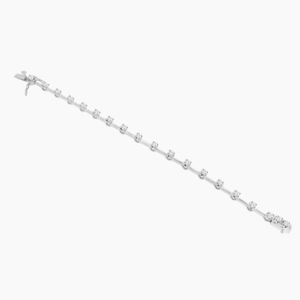 Pinion simple bracelet design for women