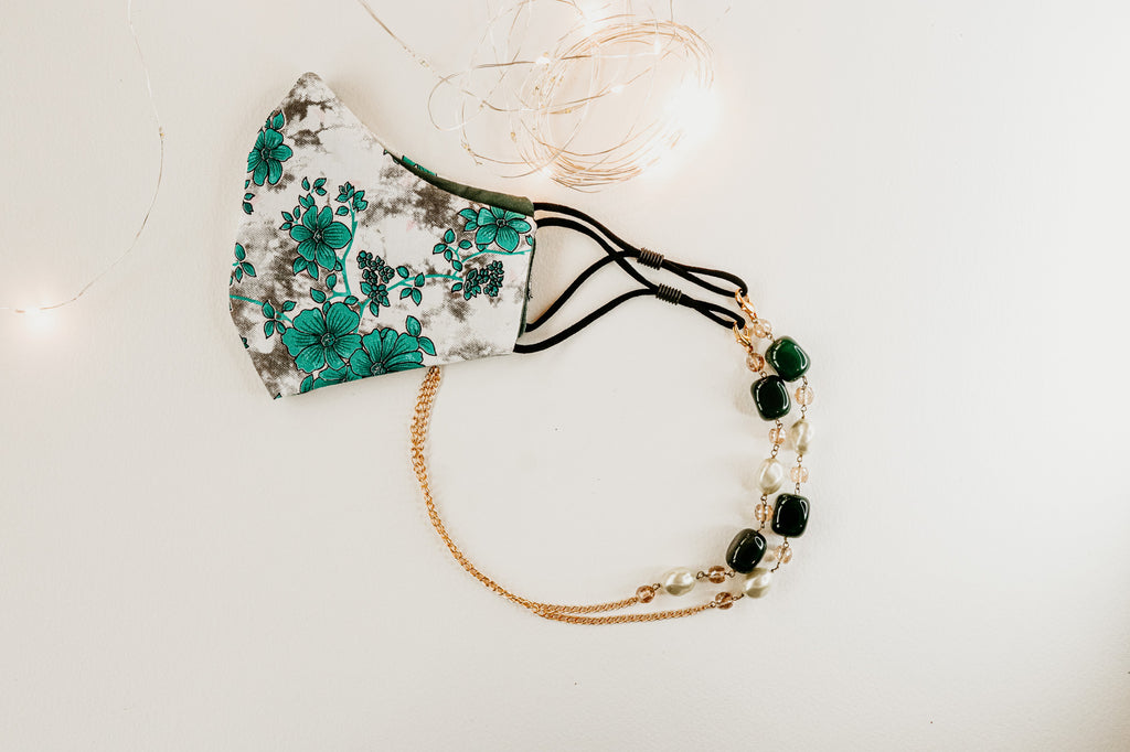 Cutiefy, pearl mask chain, stone mask chain